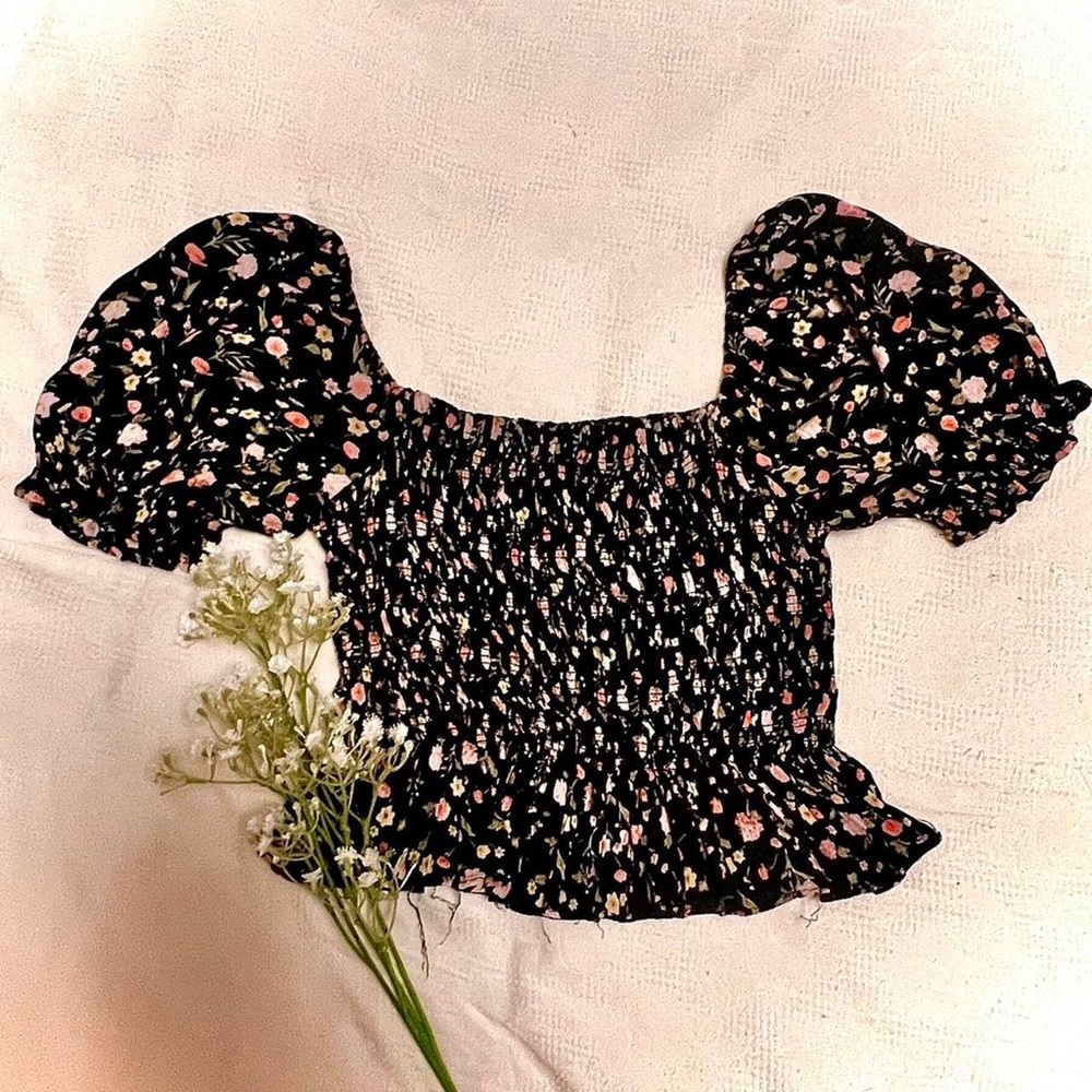 Floral shirred crop top